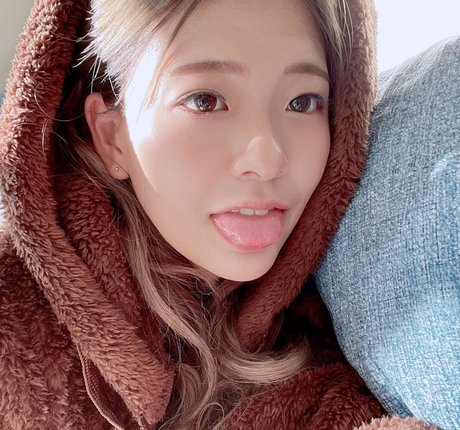 Foto di nudo di fuga di OnlyFans di Kkatamina