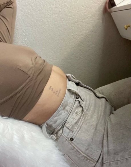 Foto di nudo di fuga di OnlyFans di Alyssa Mckay
