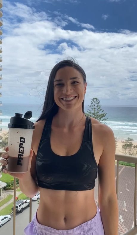 Foto di nudo di fuga di OnlyFans di Michelle Jenneke