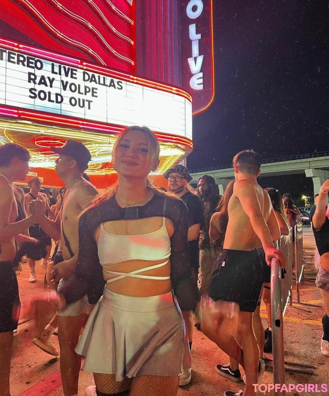 Foto di nudo di fuga di OnlyFans di Leoniemontybtw #15 Foto di nudo di fuga di OnlyFans di Leoniemontybtw #15