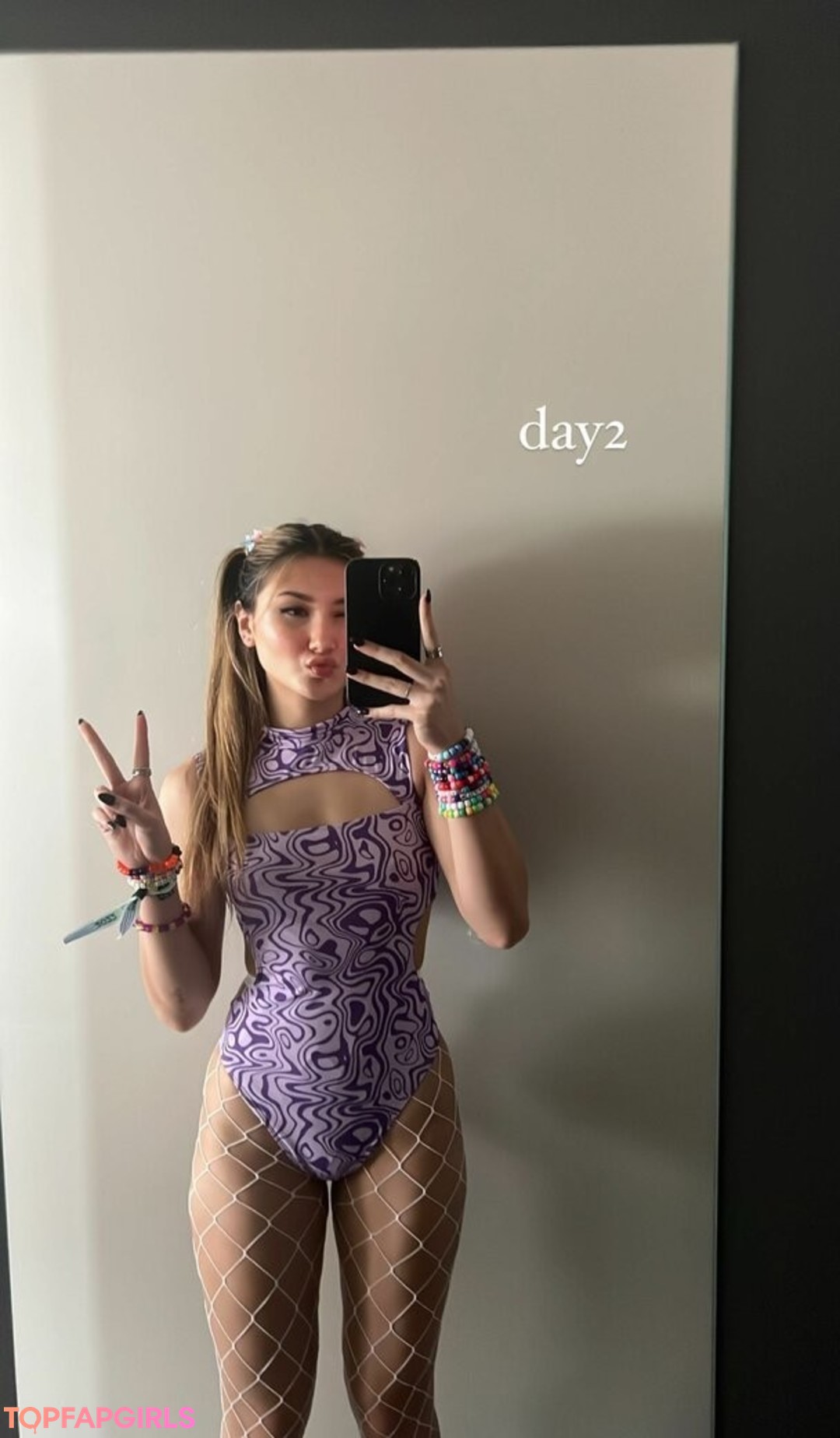 Foto di nudo di fuga di OnlyFans di Leoniemontybtw #17 Foto di nudo di fuga di OnlyFans di Leoniemontybtw #17