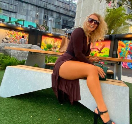 Foto di nudo di fuga di OnlyFans di Nikkita Lyons