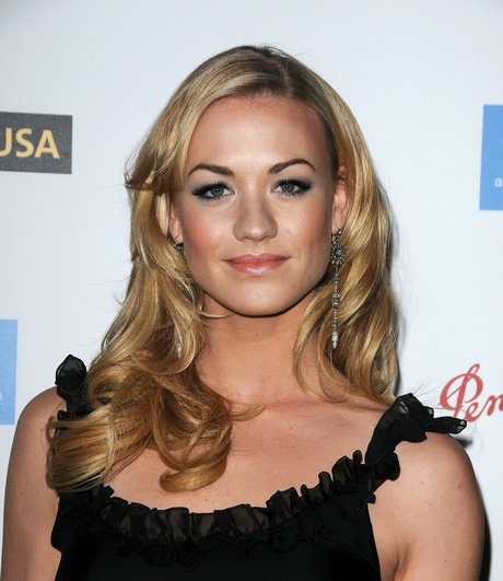Yvonne Strahovski