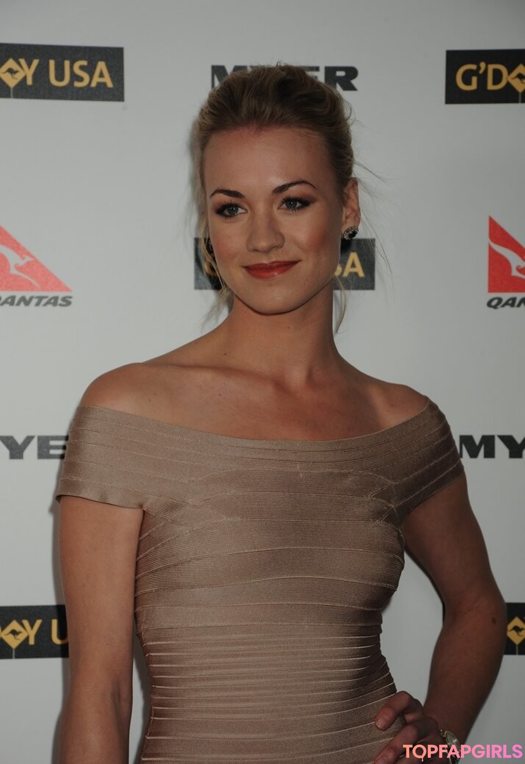 Foto di nudo di fuga di OnlyFans di Yvonne Strahovski #218 Foto di nudo di fuga di OnlyFans di Yvonne Strahovski #218