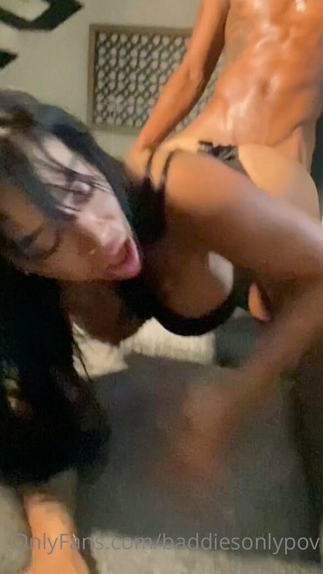 Foto di nudo di fuga di OnlyFans di Baddies Only Pov