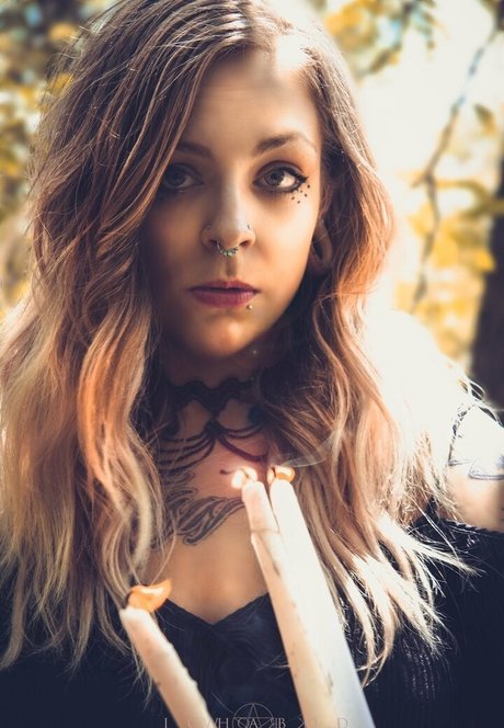 Inkedshyvixen