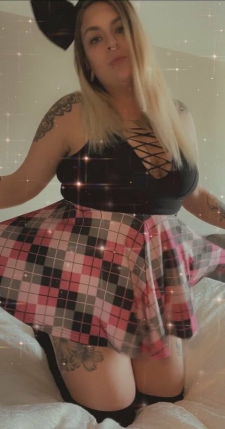 Foto di nudo di fuga di OnlyFans di Inkedshyvixen