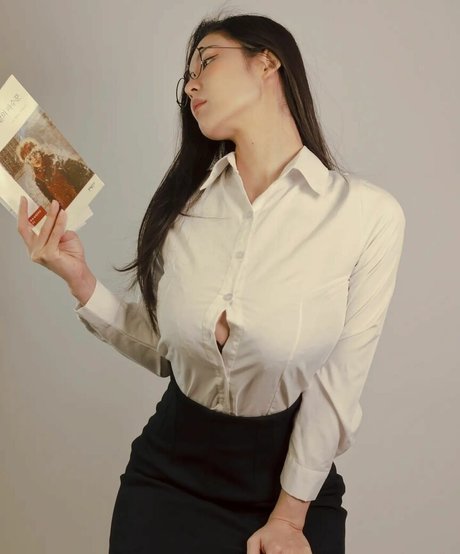 Foto di nudo di fuga di OnlyFans di Norajoyofficial
