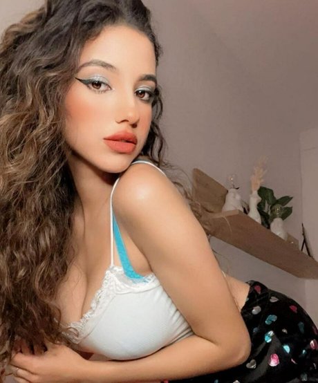 Foto di nudo di fuga di OnlyFans di Diva Bhady