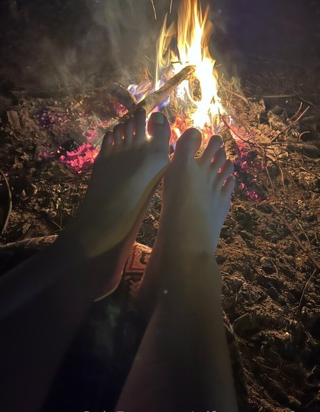 Wifeyassandfeet