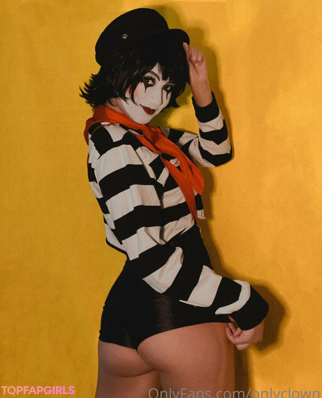 Foto di nudo di fuga di OnlyFans di Onlyclown #40 Foto di nudo di fuga di OnlyFans di Onlyclown #40
