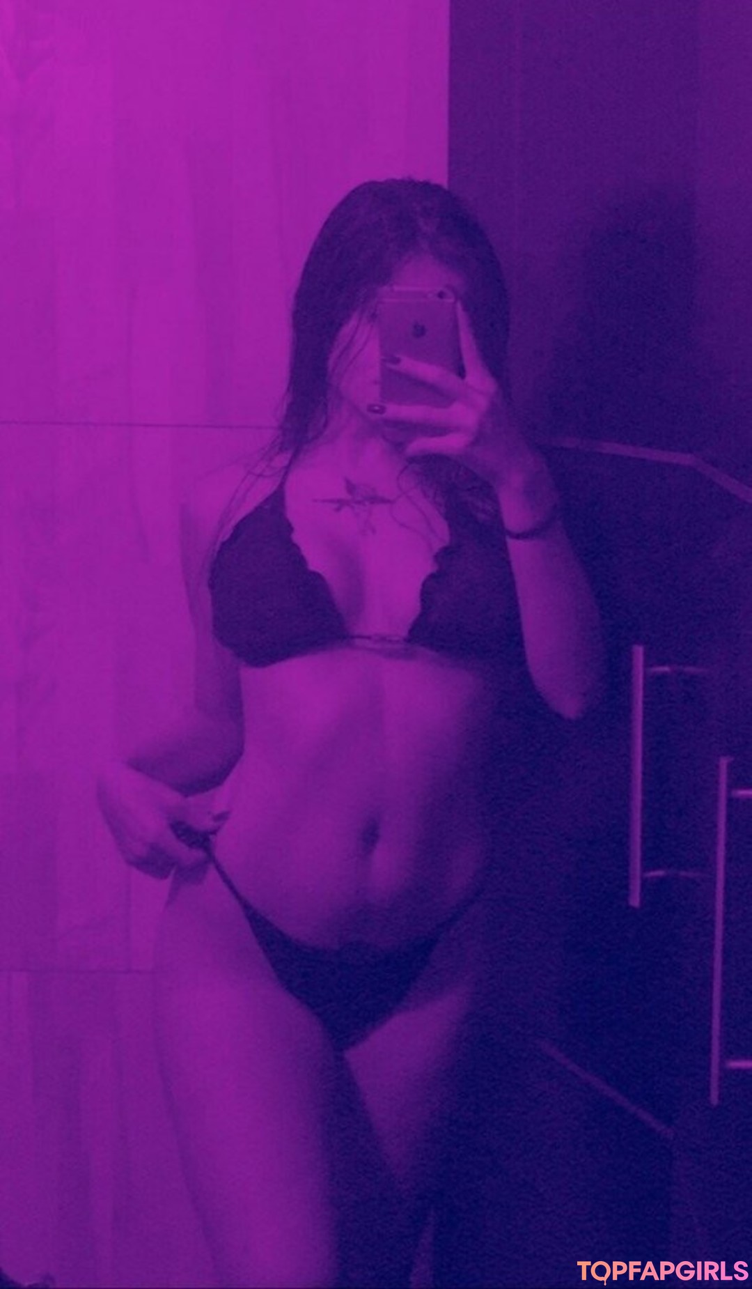 Foto di nudo di fuga di OnlyFans di Giovanna Aguiar #8 Foto di nudo di fuga di OnlyFans di Giovanna Aguiar #8