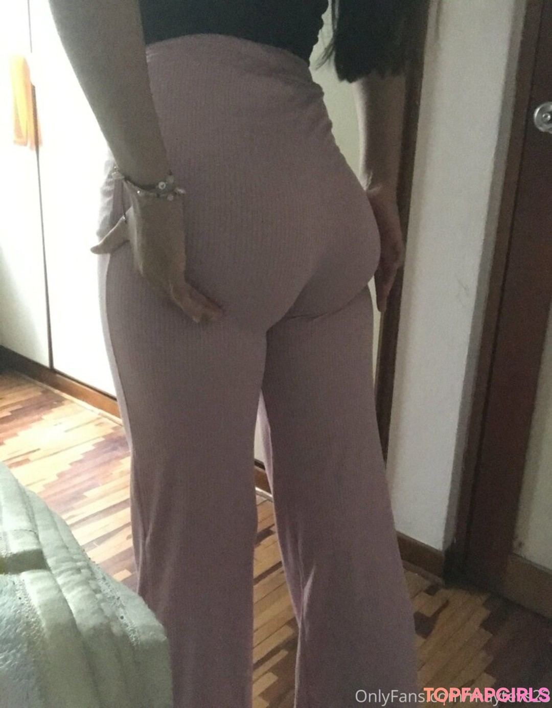 Foto di nudo di fuga di OnlyFans di Naughtylatinagirl #14 Foto di nudo di fuga di OnlyFans di Naughtylatinagirl #14