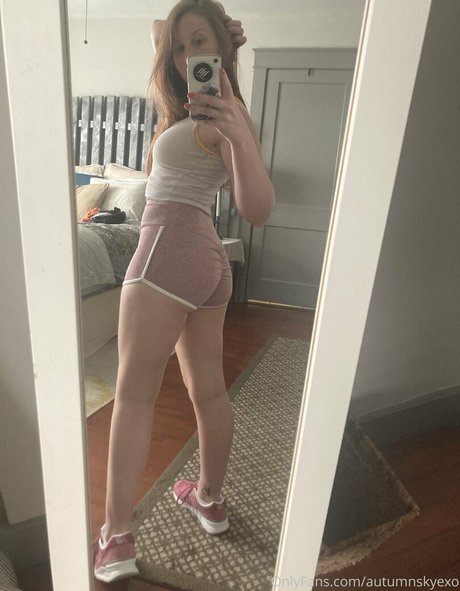 Foto di nudo di fuga di OnlyFans di Autumnskyexo