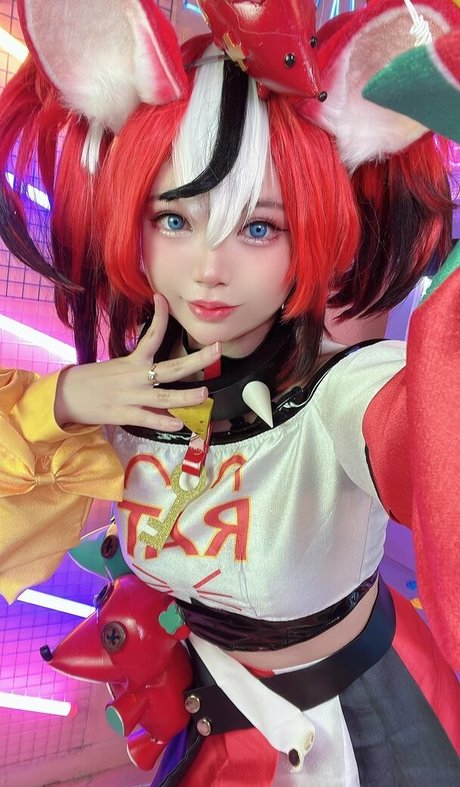 ZinieQ Cosplayer