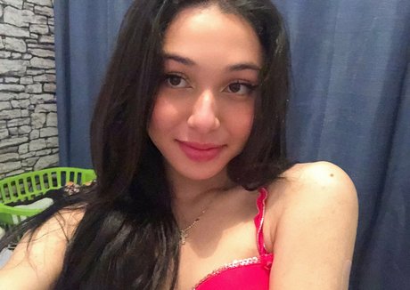 Foto di nudo di fuga di OnlyFans di Luana Moraes