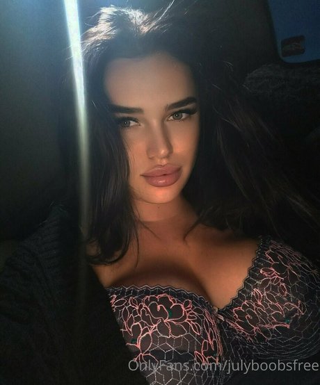 Julyboobsfree