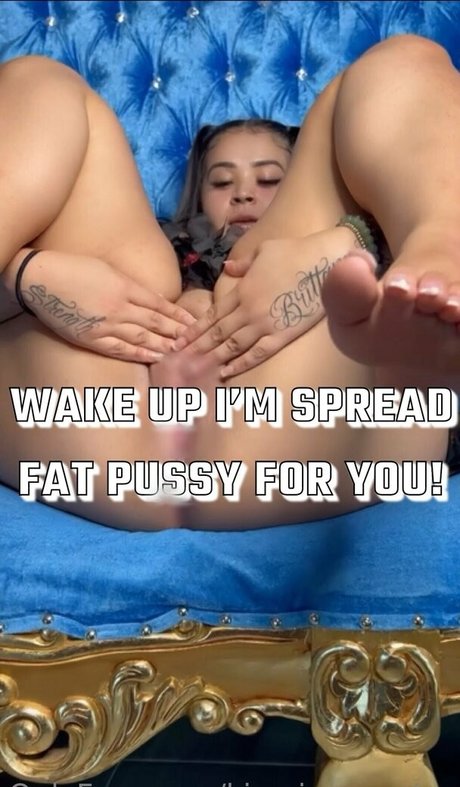Foto di nudo di fuga di OnlyFans di Kisssingcousins