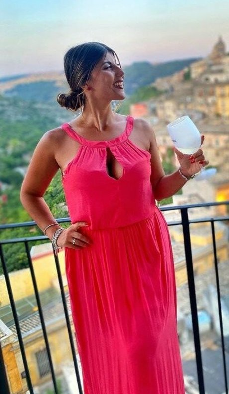 Foto di nudo di fuga di OnlyFans di Valentina De Nucci