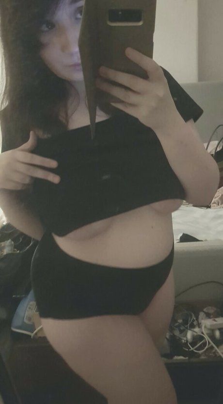 Foto di nudo di fuga di OnlyFans di Mcsmallyy