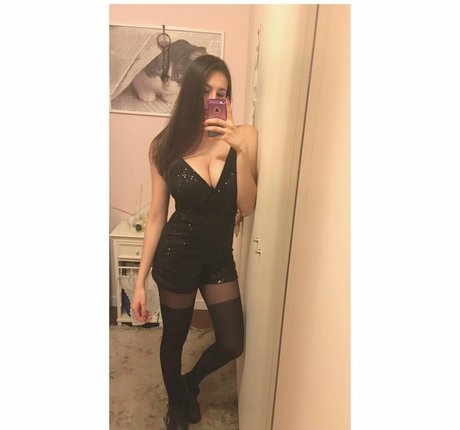 Foto di nudo di fuga di OnlyFans di Letizia Ceresa