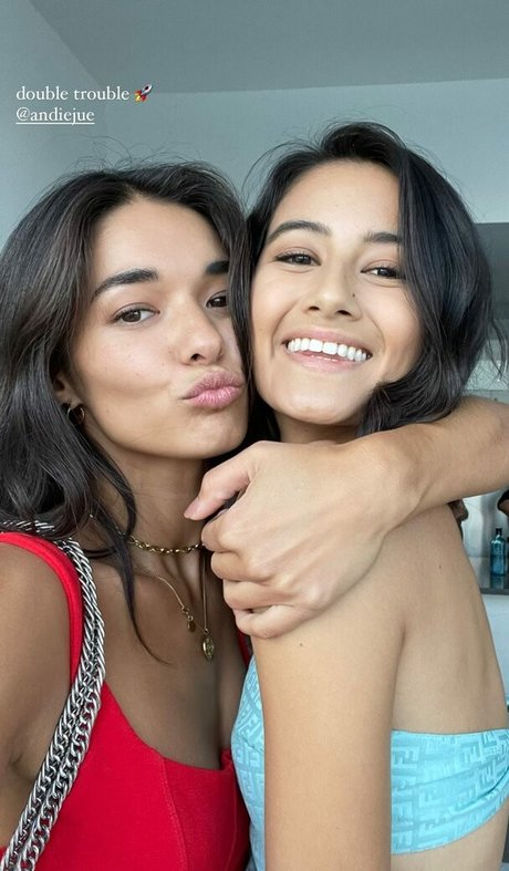 Foto di nudo di fuga di OnlyFans di Anelia Moor