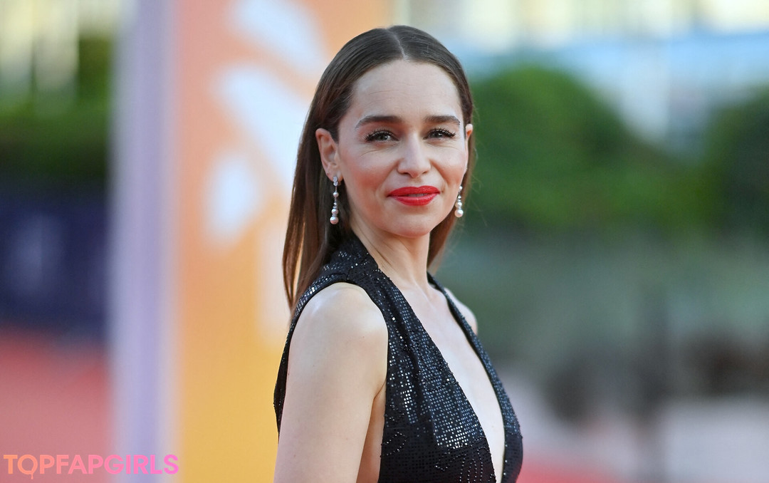 Foto di nudo di fuga di OnlyFans di Emilia Clarke #1135