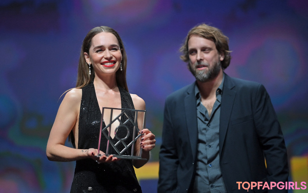Foto di nudo di fuga di OnlyFans di Emilia Clarke #1155