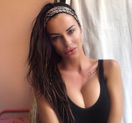 Foto di nudo di fuga di OnlyFans di Antonella Mosetti