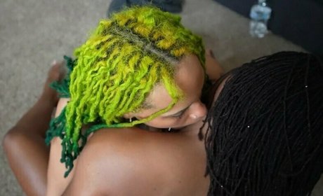 Foto di nudo di fuga di OnlyFans di Wetkittycity