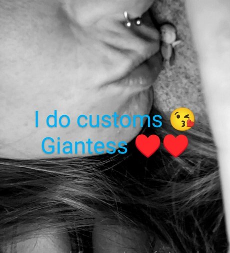 Foto di nudo di fuga di OnlyFans di Annafeetcrushvore