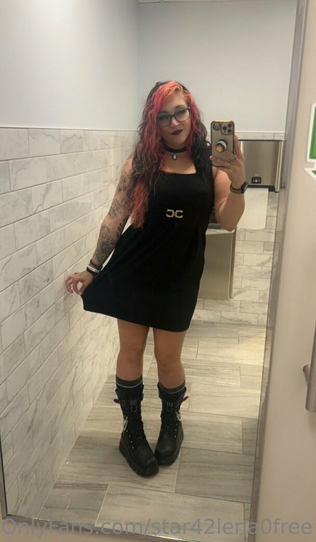 Foto di nudo di fuga di OnlyFans di Star42lena0free