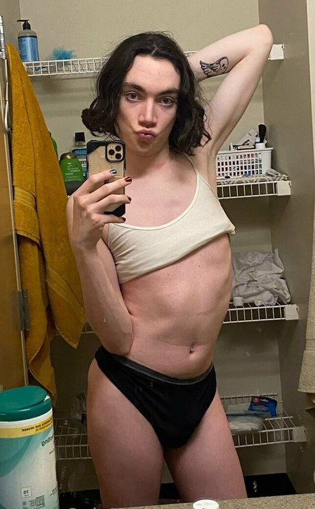 Foto di nudo di fuga di OnlyFans di Catsnvodka