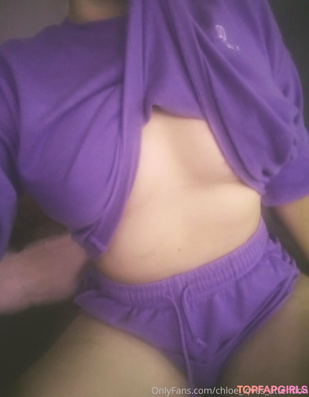 Foto di nudo di fuga di OnlyFans di Chloelovesattention #12 Foto di nudo di fuga di OnlyFans di Chloelovesattention #12