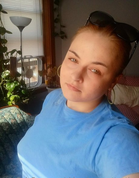 Chloe_loves_attention