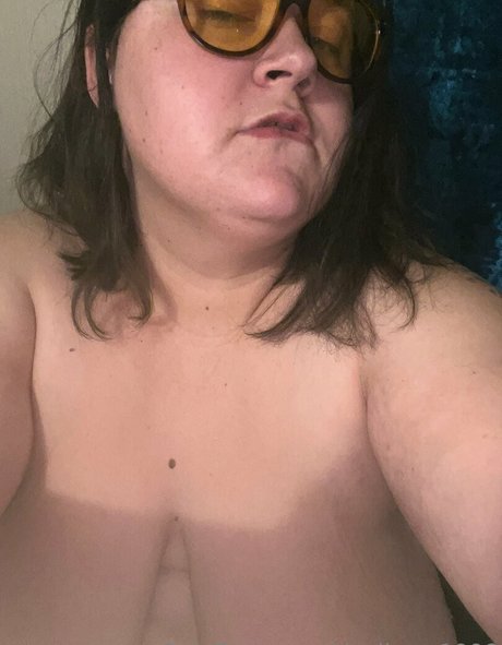 Foto di nudo di fuga di OnlyFans di Dezibear1998