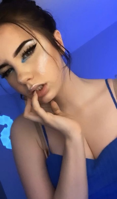 Foto di nudo di fuga di OnlyFans di Sleppyy