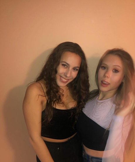 Foto di nudo di fuga di OnlyFans di Emily Kyte