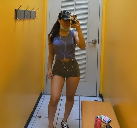 Foto di nudo di fuga di OnlyFans di Roxanne Perez