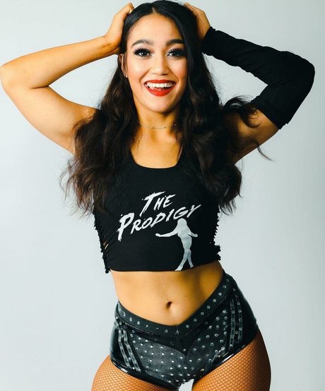 Foto di nudo di fuga di OnlyFans di Roxanne Perez