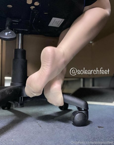 Foto di nudo di fuga di OnlyFans di Solearchfeet