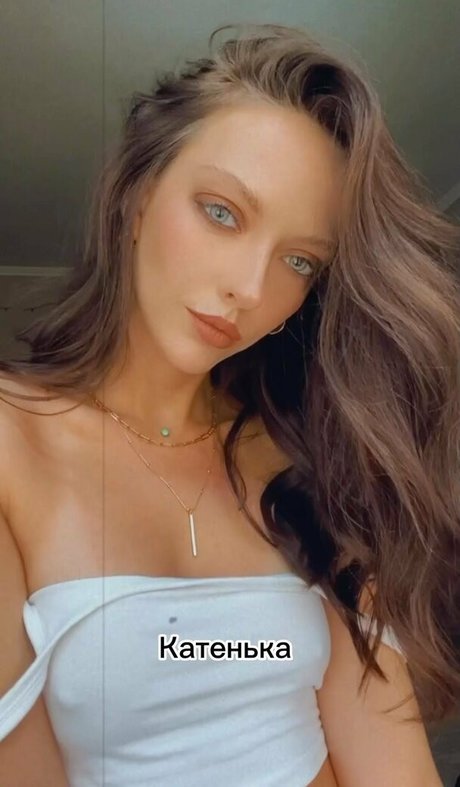 Foto di nudo di fuga di OnlyFans di Katyamozhina
