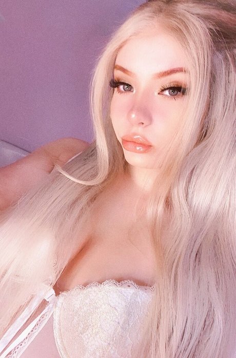 Foto di nudo di fuga di OnlyFans di Carmen King