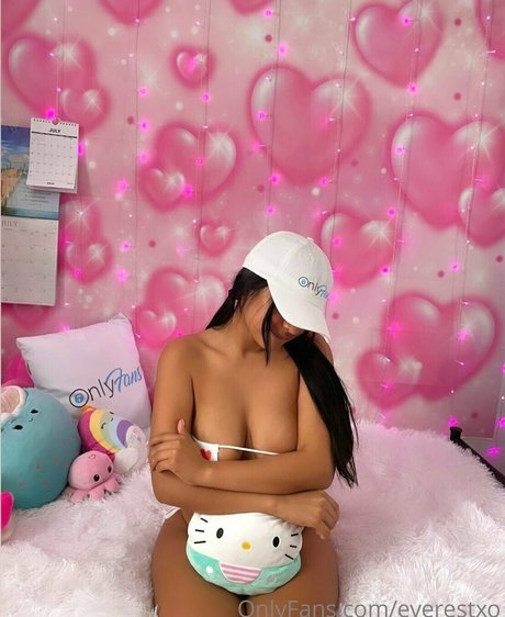 Foto di nudo di fuga di OnlyFans di Everestxo