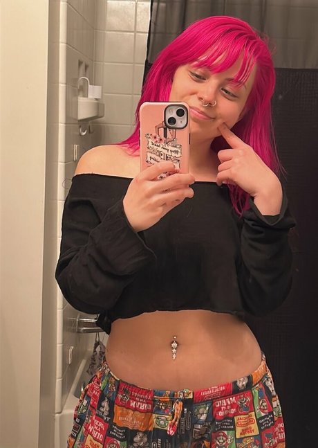 Foto di nudo di fuga di OnlyFans di Bloob3rry