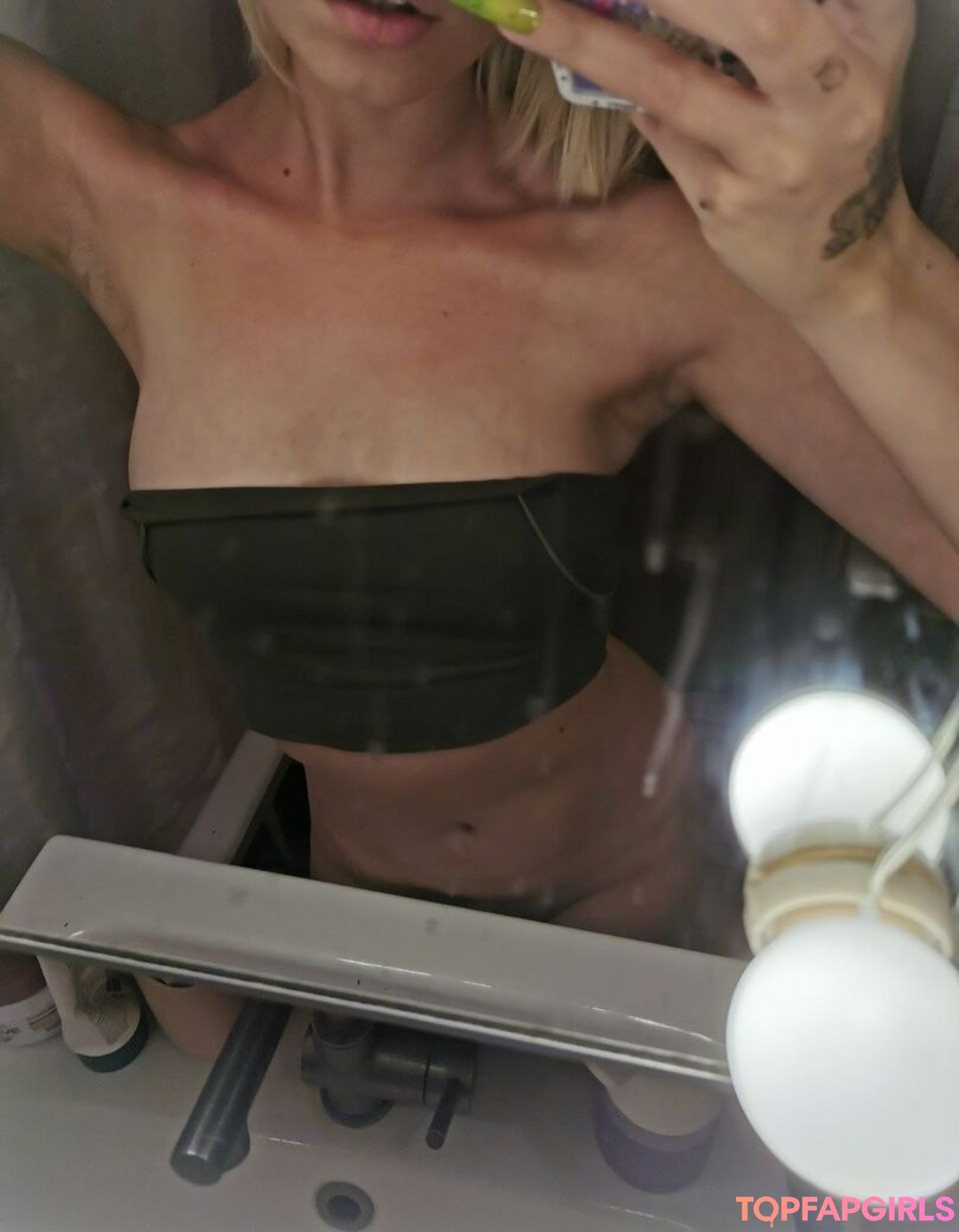Foto di nudo di fuga di OnlyFans di Funsnail #1490