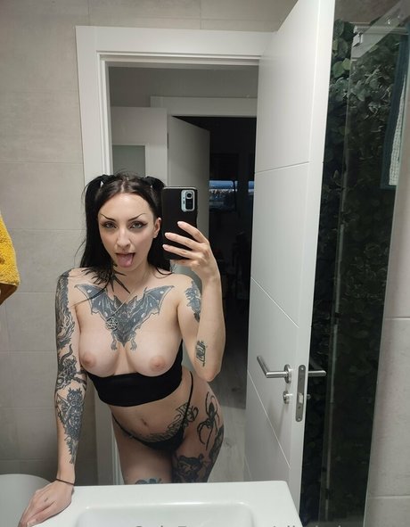 Foto di nudo di fuga di OnlyFans di Sikoisdeadvip