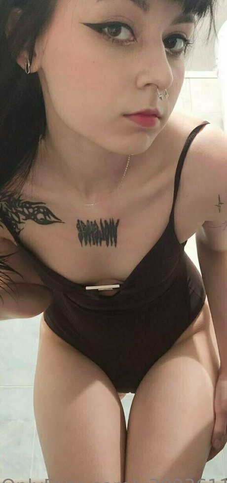 Foto di nudo di fuga di OnlyFans di Naomibright