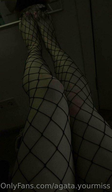 Foto di nudo di fuga di OnlyFans di Agatayourmiss