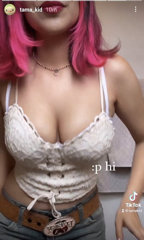 Foto di nudo di fuga di OnlyFans di Tamakid